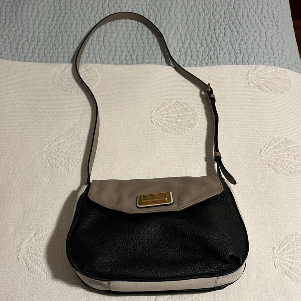 Marc Jacobs color block adjustable strap crossbody black, cream, grayish-/taupe - Picture 3 of 17